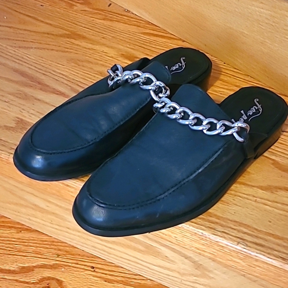 Free People Black Leather Chain-Accent Loafers